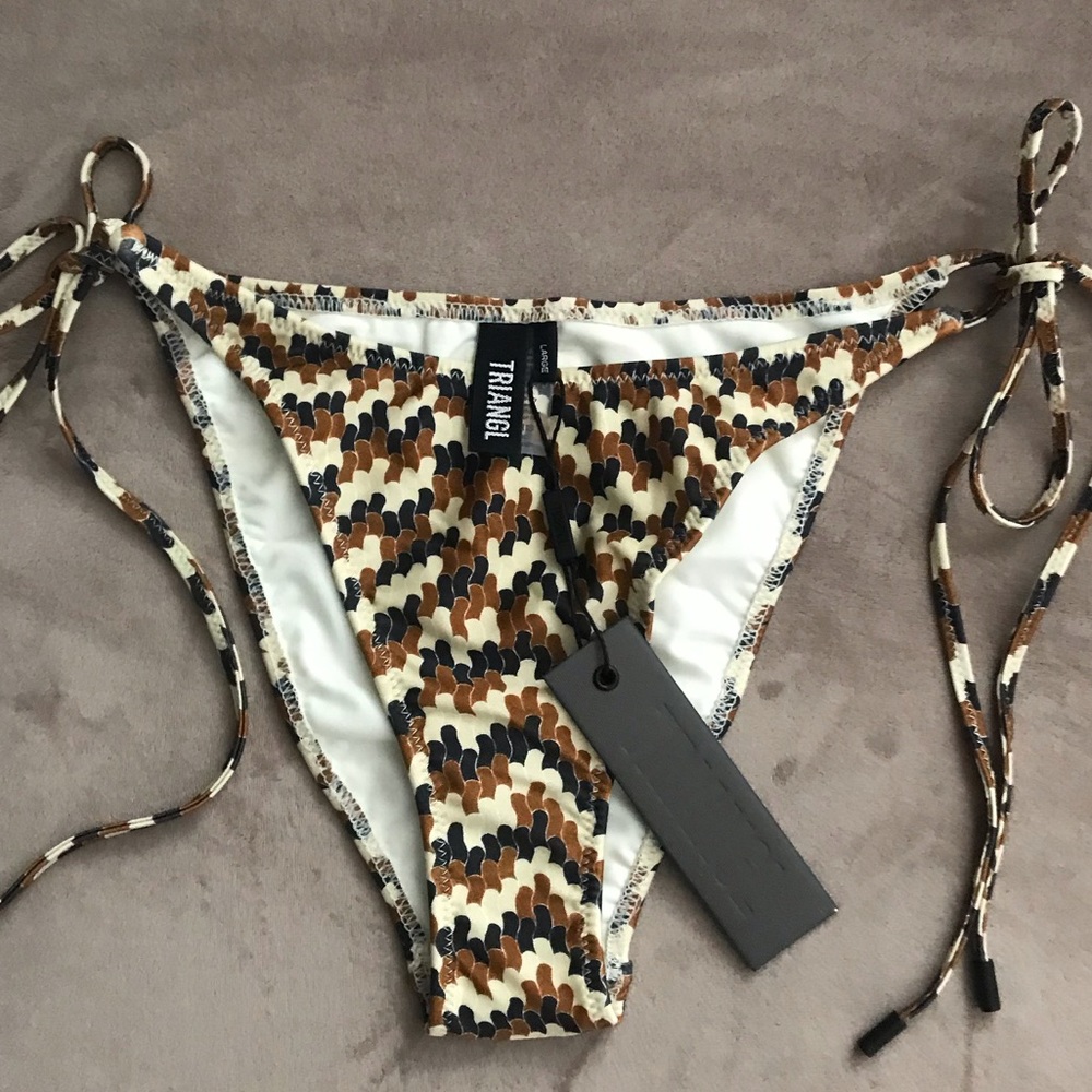 Bathing suit bottom